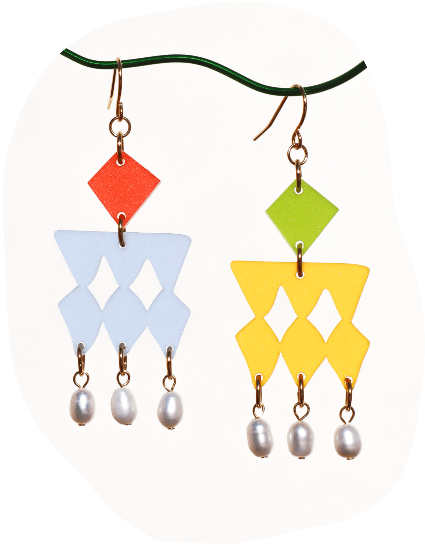 MISMATCHED PRISM DROPS