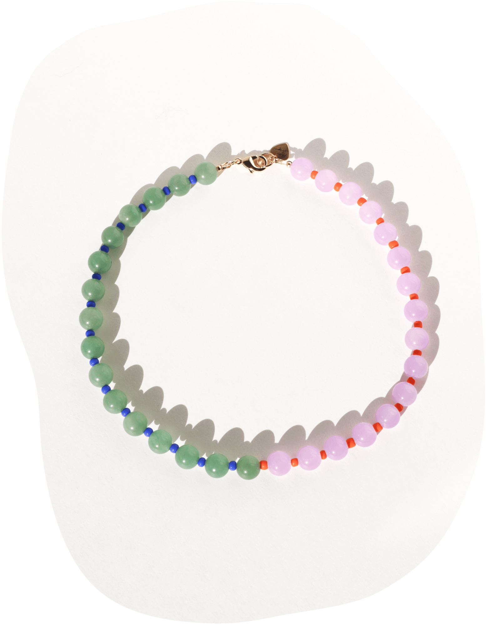 CONTRAST NECKLACE