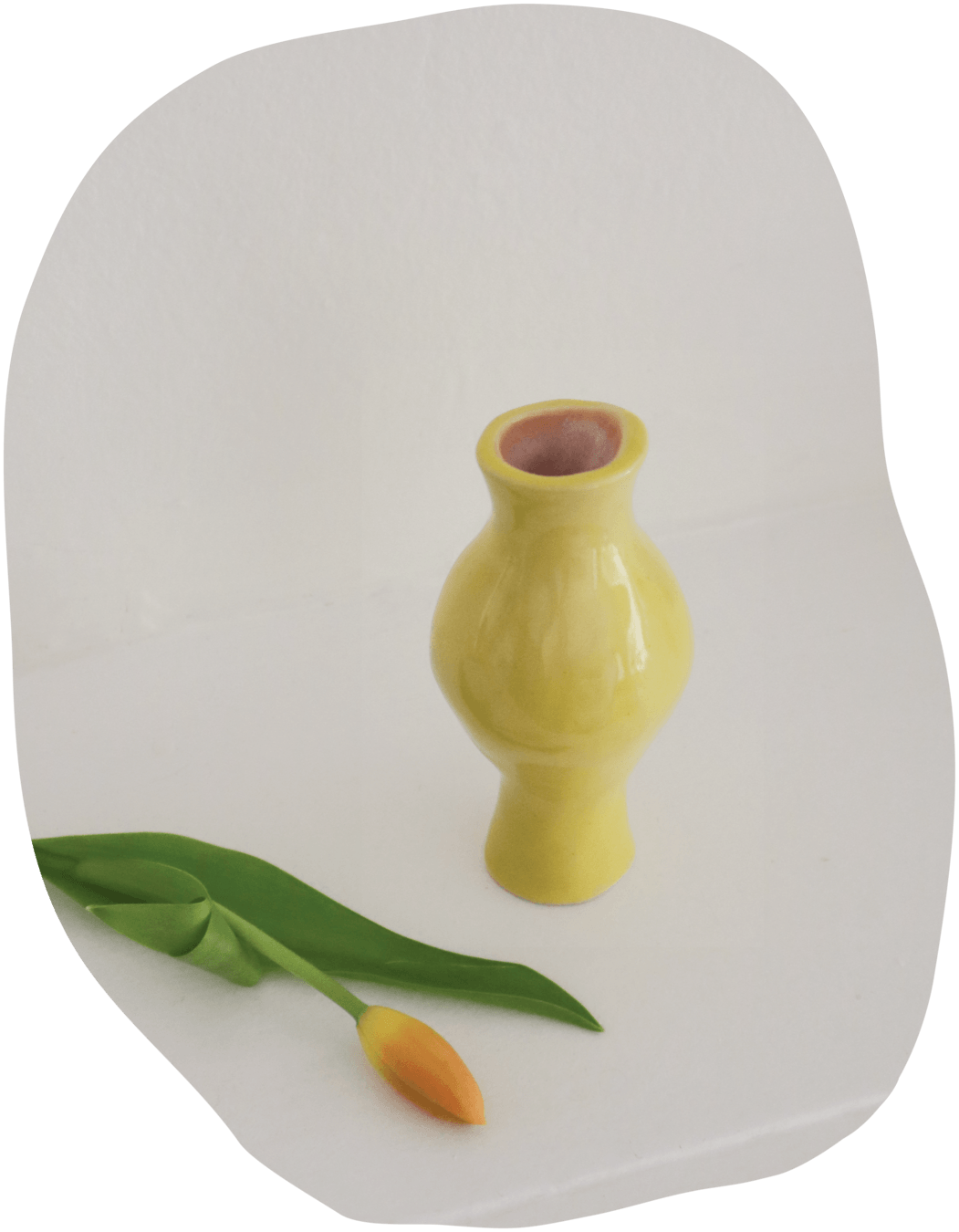 BUTTER MINI VASE